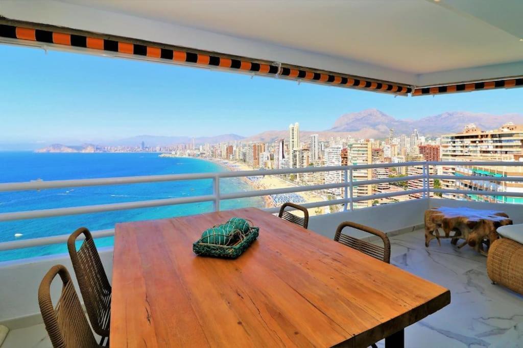 Luxurious 2-Bedroom Apt With Stunning Views, 1St Line On Levante Beach, Benidorm Exterior photo